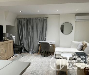 Ενοικίαση κατοικίας, 60 τ.μ., Γλυφάδα, 680 € - Photo 2