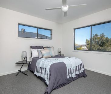 17 Hill Street, North Lambton NSW 2299 - House For Rent | Domain - Photo 4