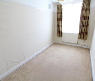 3 bedroom bungalow to rent - Photo 4