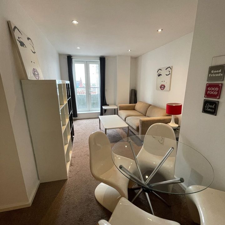 1 Bed Penthouse, Masshouse Plaza, B5 - Photo 1