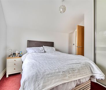 Chelmsford Road, N14, London - Photo 4