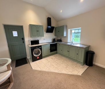1 Bedroom Barn Conversion - Photo 3