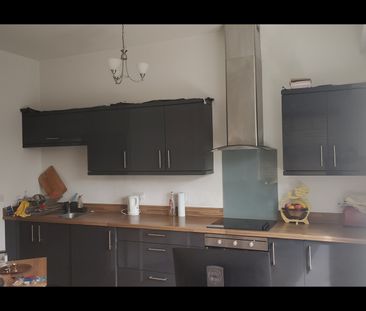 2 Bed Flat, Millbrook Road East, SO15 - Photo 6