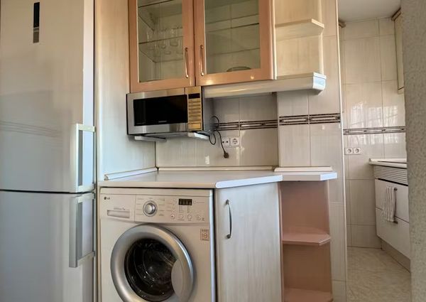 Calle de Tribaldos, Madrid, Community of Madrid 28043