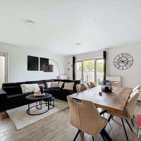 Appartement te huur - Photo 1