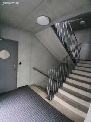 Pronájem bytu 1+kk 25 m² - Photo 1