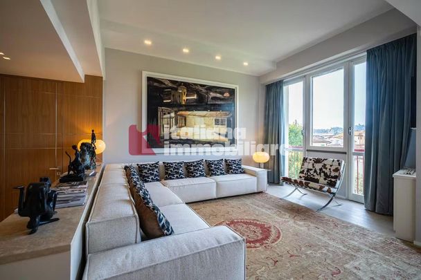 Attico e Super Attico completamente ristrutturato a pochi passi dal Duomo in Affitto - Photo 1