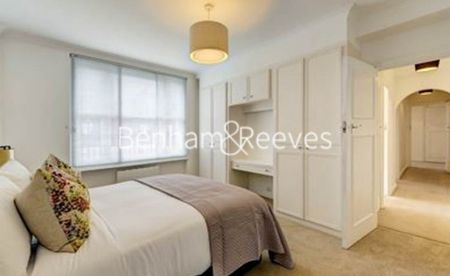 2 Bedroom flat to rent in Hill Street, Mayfair, W1J - Photo 3