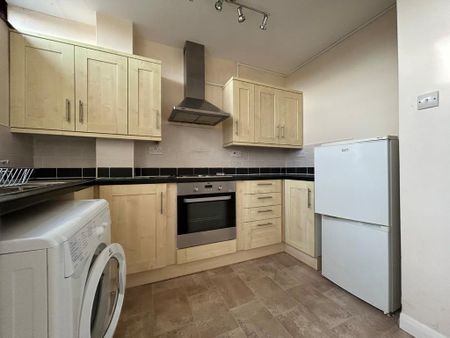 2 bedroom flat to rent - Photo 5