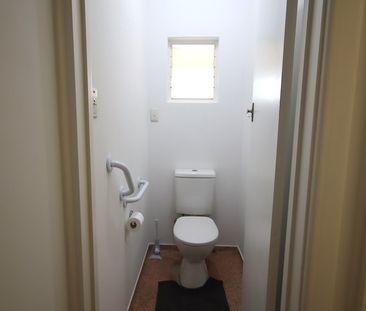 6-bedroom shared house / townhouse, Fox Avenue - Photo 3