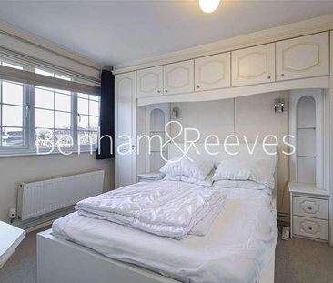 Ruddstreet Close, London, SE18 - Photo 6