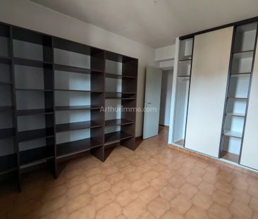 Location Appartement 4 pièces 82 m2 à Mezzavia - Photo 2