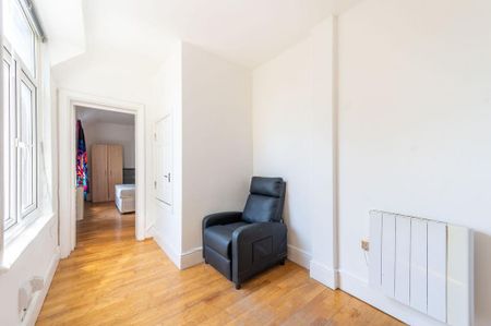 1 bedroom flat to rent - Photo 4