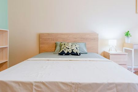 Viale Giovanni Suzzani, Milan, Lombardy 20162 - Foto 5