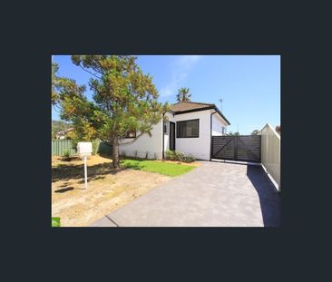 12 Balfour Street, Fairy Meadow, NSW 2519 - Photo 3