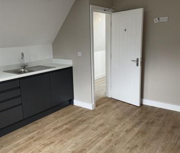1 Bedroom Apartment To Let - Photo 1