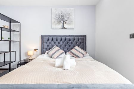 Studio Flat, London, NW11 - Photo 2