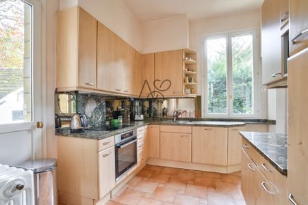 Propriete 9 pièce(s) 7 chambre(s) 188 m² - Photo 4