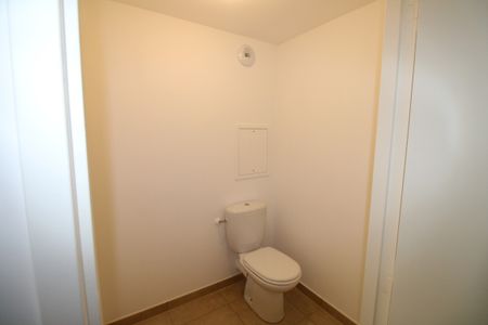 Location Appartement 2 pièces 51m² - Photo 4