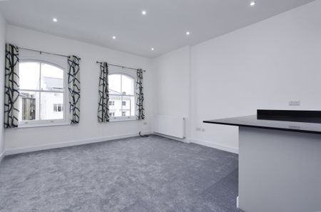 Buckland Crescent, Belsize Park, London, NW3 - Photo 2