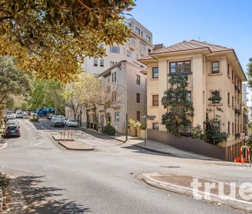 CHARMING STUDIO RETREAT IN THE HEART OF ELIZABETH BAY - Photo 3