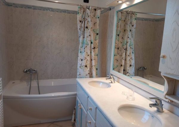 Via L. Ariosto, 2, Forte dei Marmi, Tuscany 55052