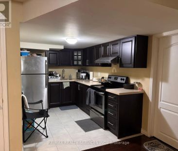 54 ANDRETTI CRESCENT - Photo 1