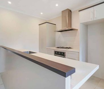 Modern 4-bedroom property for rent! - Photo 4