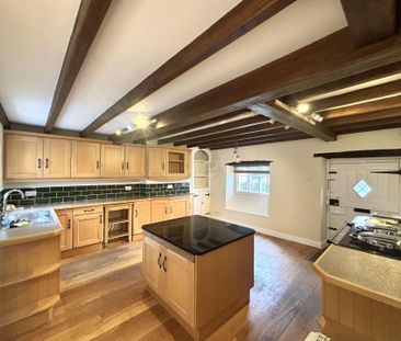 3 Bed Detached Cottage with Substantial Plot and Outbuildings - Photo 5