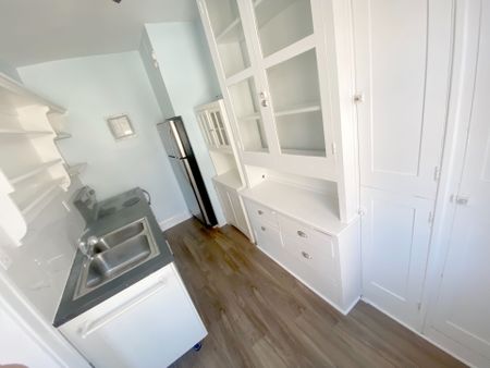For Lease - 125 Earl Place Unit# 221, Toronto, Ontario - Photo 3