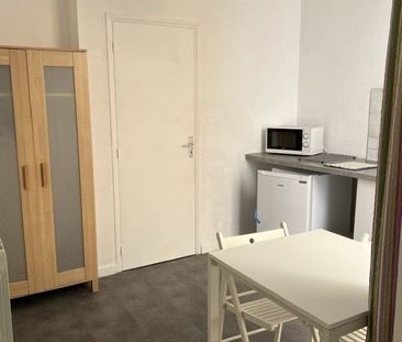 Location Appartement 1 pièce 17m² BEZIERS 34500 - Photo 5