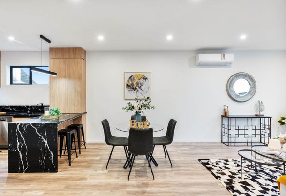 Exceptionally designed home at Takapuna - Photo 1