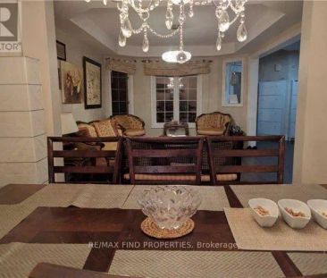 2406 YORKTOWN CIRCLE - Photo 3