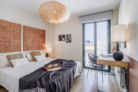 Calle de Santísima Trinidad, Madrid, Community of Madrid 28010 - Photo 2