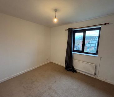 2 bedroom semi-detached house to rent - Photo 2