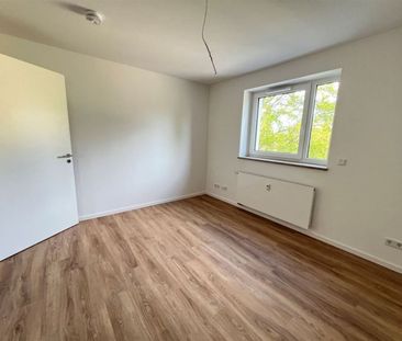 Stadtnah + grün! Neuwertige 3-Zimmer-Wohnung mit Südwestbalkon! TG ... - Photo 3