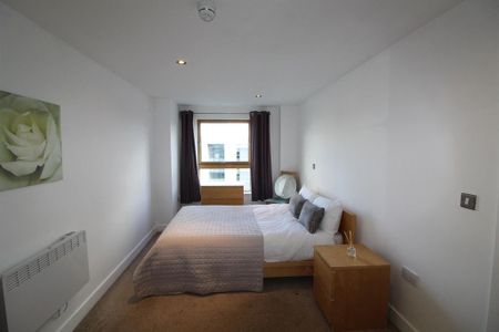 2 bedroom apartment to rent - Photo 5