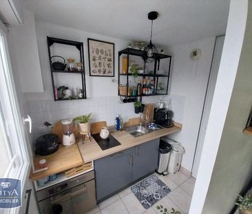 Location Appartement 2 pièces 48m² HENIN BEAUMONT 62110 - Photo 4