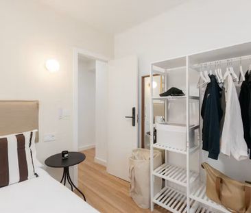 Carrer de Totana, Valencia, Valencian Community 46018 - Foto 3