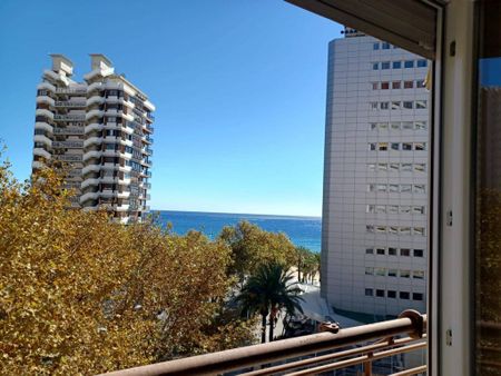 3 room luxury Apartment for rent in Benidorm, Spain - Photo 3