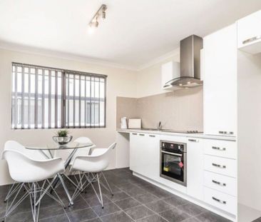 Modern and Convenient 2 X 2 Apartment! - Photo 2