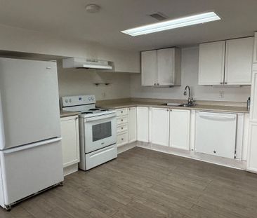 For Lease - 124 Avondale Blvd (Basement) N/A, Brampton, Ontario - Photo 2