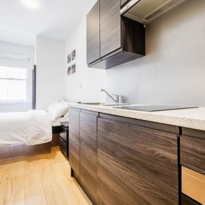 Studio to rent - Photo 2