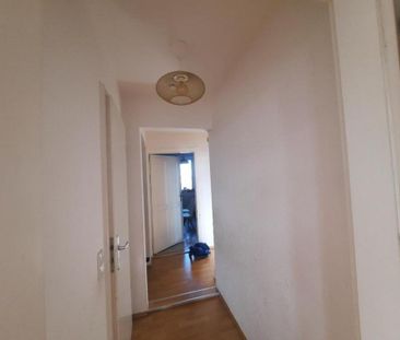 3 Zimmer Wohnung ab 1.2. am Antonplatz/ Abstand und Malerarbeiten - Foto 1
