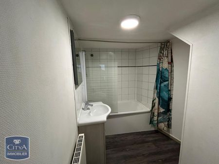 Location Appartement 2 pièces 55m² LILLE 59000 - Photo 4