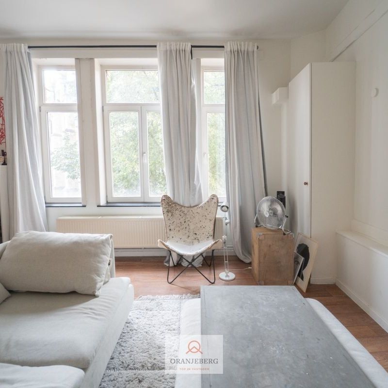 Appartement te huur in Gent voor € 875 met 1 slaapkamer - Photo 1