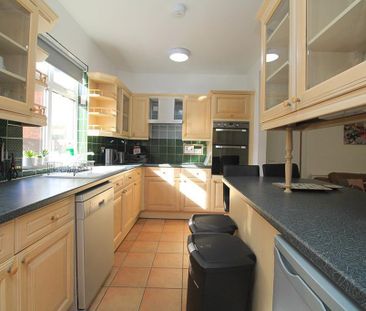 1 bedroom in a house share to rent - Photo 6