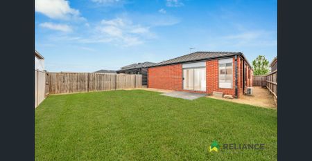 24 Salinga Drive, Werribee, Vic 3030 - Photo 4