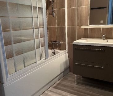 APPARTEMENT T2, 1 chambre 54.32m² env. l'isle sur la Sorgue, - Photo 5