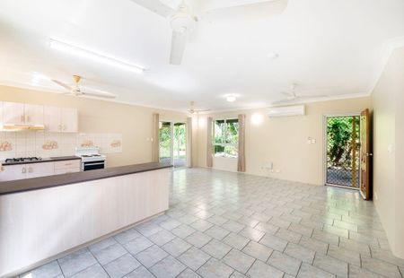 QUIET COMFORT IN DURACK! - Photo 2